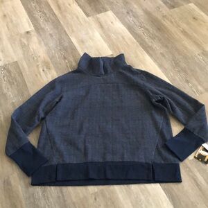 Avia Herringbone Pullover